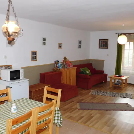 Jasd Vendeghaz Bakony Gasthuis Mór