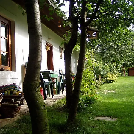 Jasd Vendeghaz Bakony Affittacamere *